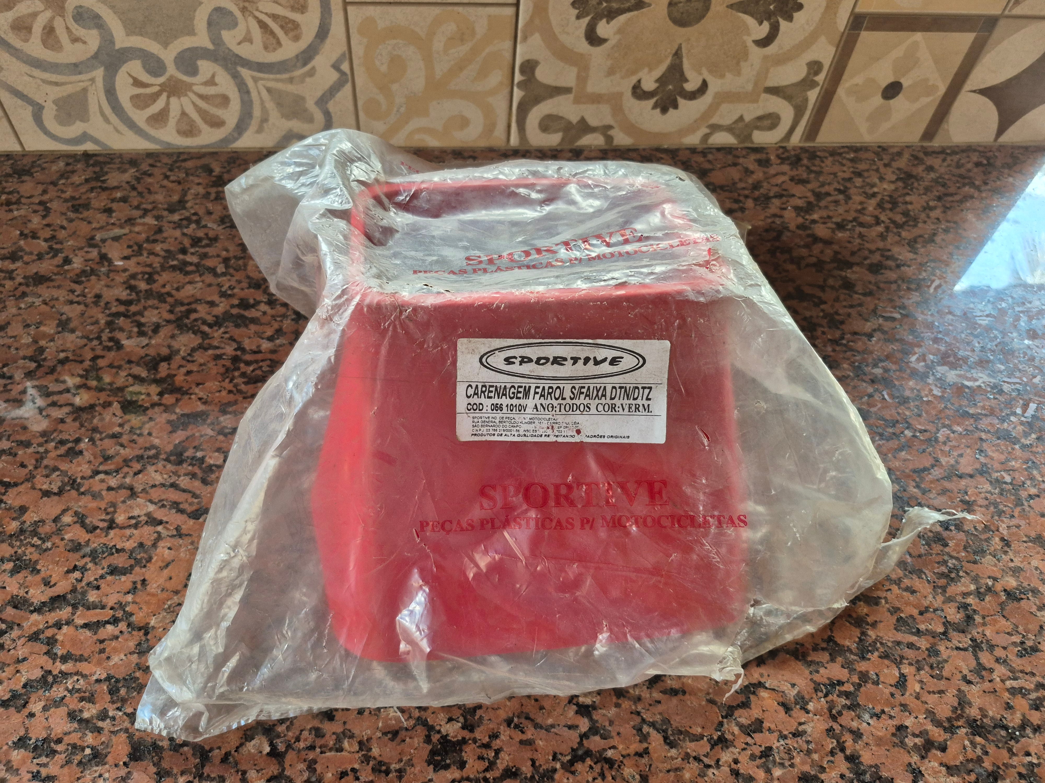 🏍️Carenagem de Farol de Moto - DT 180 - Vermelho - Novo! 🏍️